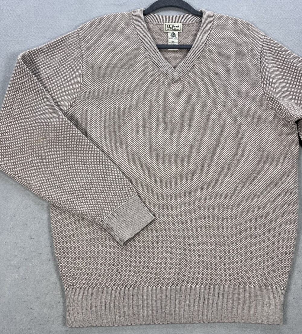 L.L.Bean Men’s Medium 100% Merino Wool V Neck Sweater Beige Oatmeal Knit